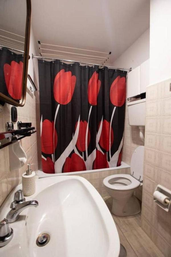Joivy Flat For 6, In The Historic Town Pre-Saint-Didier 아파트 외부 사진